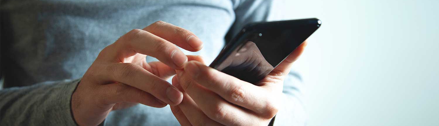 Smartphone in der Hand